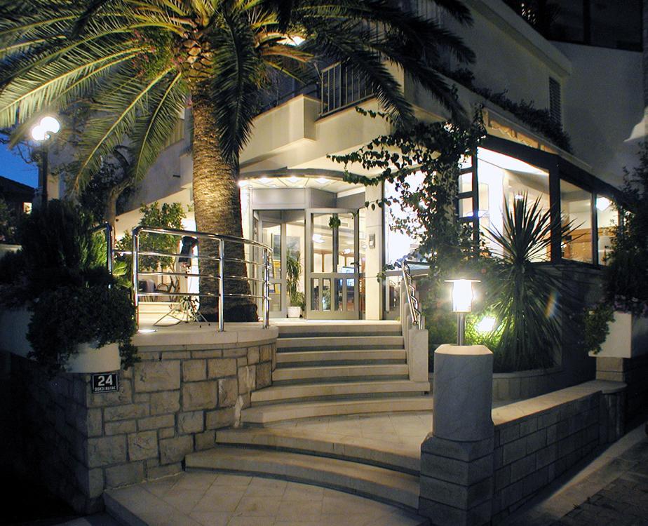 Hotel Villa Marija Tučepi Exterior foto