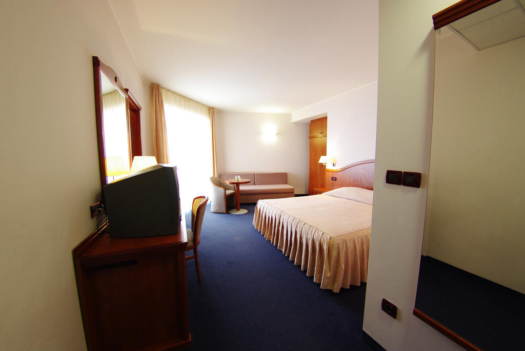 Hotel Villa Marija Tučepi Habitación foto